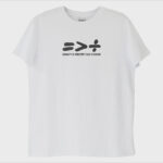 ''Greater Than Division'' T-Shirt - Görsel 2